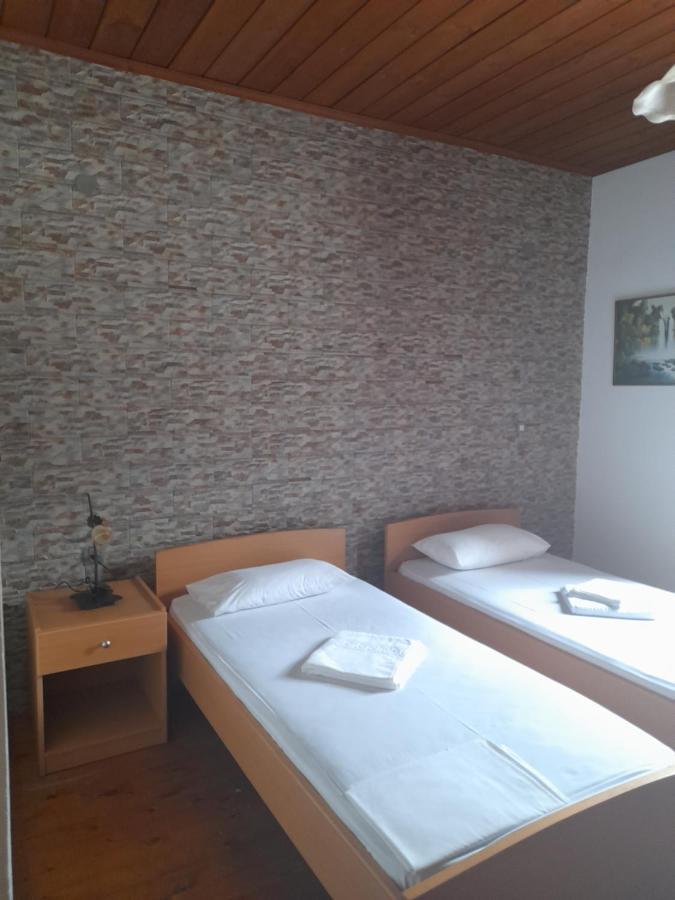 Therisso Rooms Thérison 外观 照片